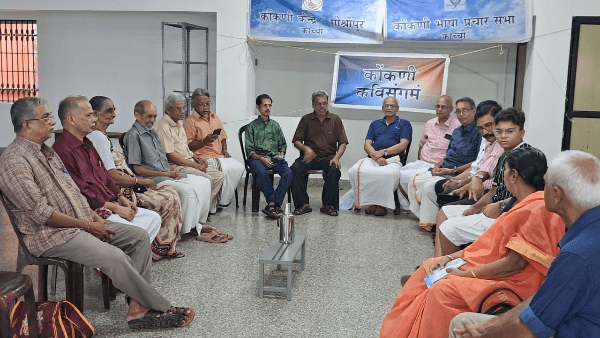 कवि संमेलन वेदी