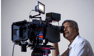 ಮಂಗಳೂರು ಮೂಳಾಚೆ ನಿರ್ದೇಶಕ ಬಸ್ತಿ ದಿನೇಶ್ ಶೆಣೈ ಹಾಂಕಾ° ರಾಷ್ಟ್ರೀಯ ಪ್ರಶಸ್ತಿ