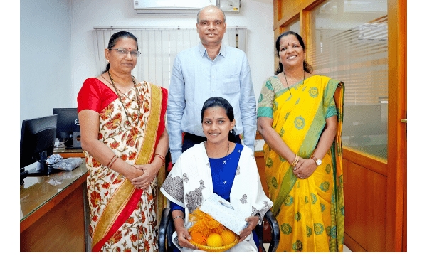 ಸಿಎ ಉತ್ತೀರ್ಣ ಮಹಾಲಕ್ಷ್ಮಿ ಕಿಣಿಕ ಸನ್ಮಾನ