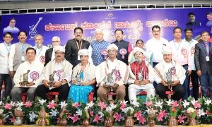 ಕೊಂಕಣಿ ಅಕಾಡೆಮಿ - ಗೌರವ ಪ್ರಶಸ್ತಿ ಆನಿ ಪುಸ್ತಕ ಪುರಸ್ಕಾರ ಪ್ರದಾನ ಕಾರ್ಯಕ್ರಮ
