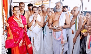 ಮಲ್ಪೆ ಶ್ರೀ ರಾಮ ಮಂದಿರಾಚೆ ದೇವಾಕ ಸರ್ವ್ಣ ಕವಚ ಅರ್ಪಣ, ಶ್ರೀ ರಾಮಧಾಮ ಇಮಾರತ ಲೊಕಾರ್ಪಣ