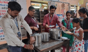 ಮುಲ್ಕಿ ಶ್ರೀ ವೆಂಕಟರಮಣ ದೇವಳಾ ತರಪೇನ ಸಾಂತ್ವಾನ
