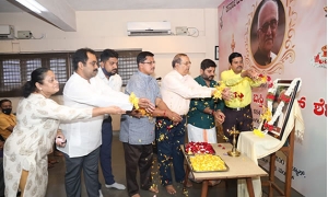 ಆದಲೆ ಅಧ್ಯಕ್ಷಾಕ ಕೊಂಕಣಿ ಅಕಾಡೆಮಿಚಿ ಶ್ರದ್ಧಾಂಜಲಿ