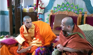 ಉಭಯ ಪೀಠಾಧಿಪತಿಂಗೆಲಿ ಪ್ರಥಮ ಭೇಟಿ
